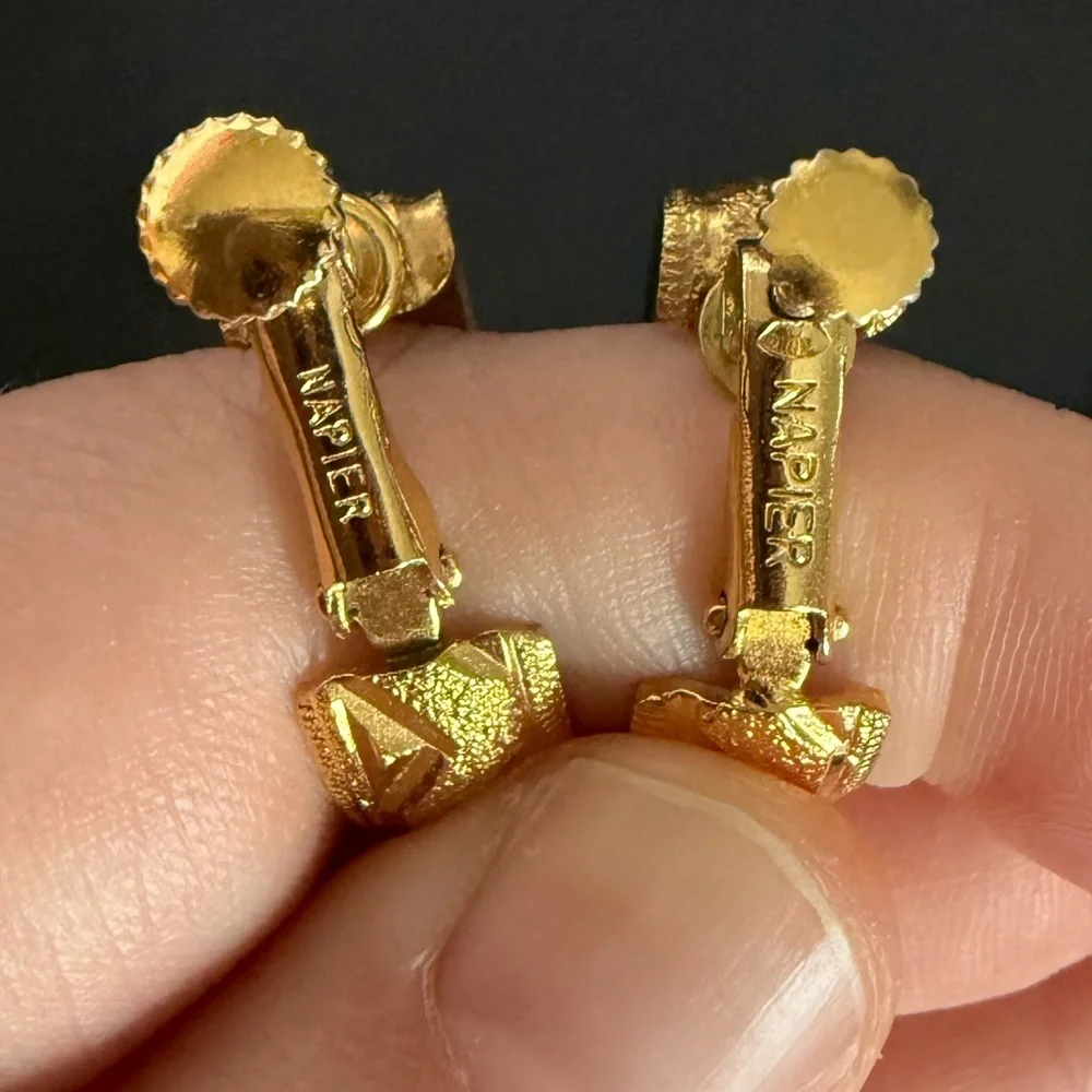 Vintage Napier Gold Toned Hoop Clip On Earrings